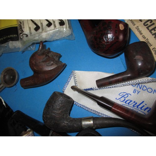 286 - A parcel of vintage pipes and accessories, all in used condition