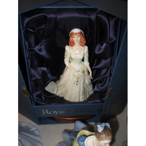 293 - A parcel of collectable Doulton figures, to include limited edition and boxed examples, all with no ... 