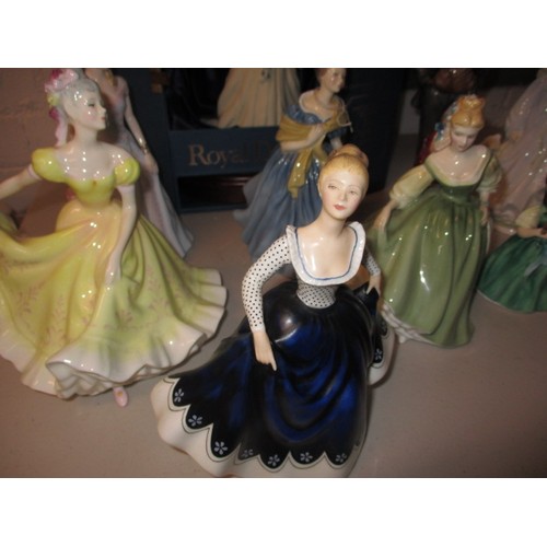 293 - A parcel of collectable Doulton figures, to include limited edition and boxed examples, all with no ... 