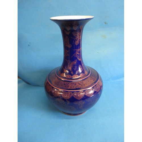 307 - A large Chinese vase, with blue ground and copper gold decoration, approx. height 42cm in good used ... 