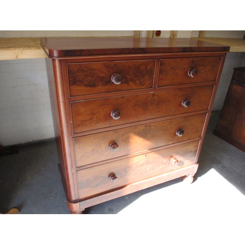 267 - A large 19th century chest of 2 short over 3 long graduated drawers, in good used condition, approx.... 