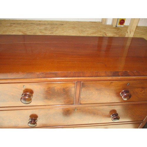 267 - A large 19th century chest of 2 short over 3 long graduated drawers, in good used condition, approx.... 