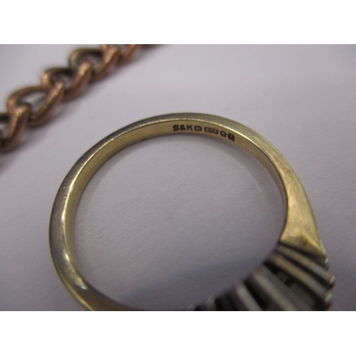 64 - A parcel of gold jewellery items to include a 9ct ring and chain, approx. weight 5.4g and an 18ct go... 