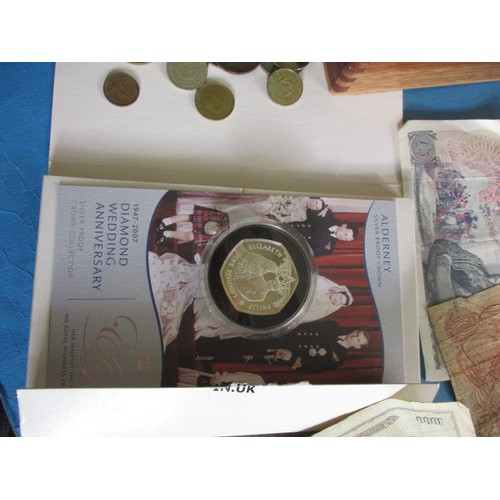 151 - A large quantity of collectors coins and bank notes, to include some silver and proof examples, all ... 