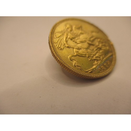 134 - A Victorian full gold sovereign dated 1894, a BV grade coin with reasonable definition of features