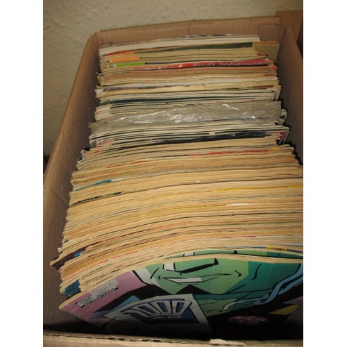 296 - A large quantity of vintage AD 2000 comics and others, approx. 100 in total, all in used condition, ... 