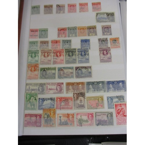 234 - A very large quantity of world stamps, from a comprehensive private collection, over 30 albums and f... 