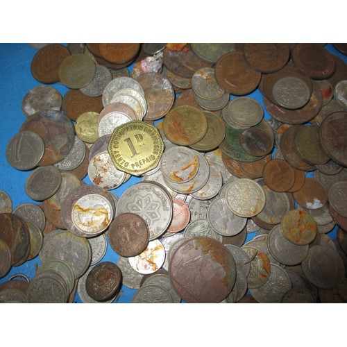 158 - A parcel of vintage world coins, approx. parcel weight 1.8kg, all in circulated condition