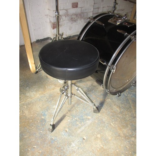 324 - A part drum kit to include stands, bass drum and top hat cymbal, all in good used condition