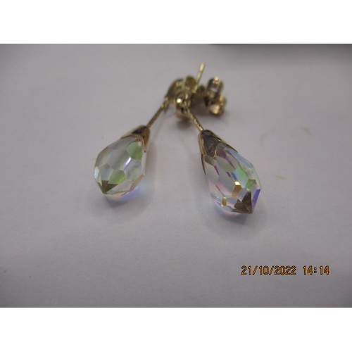 86 - Five pairs of earrings and a pendant, various stones and metals, all in good pre-owned condition