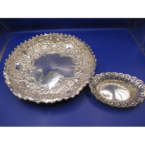 115 - A vintage sterling silver bowl and bonbon dish, approx. gross weight 228.5g in good used condition