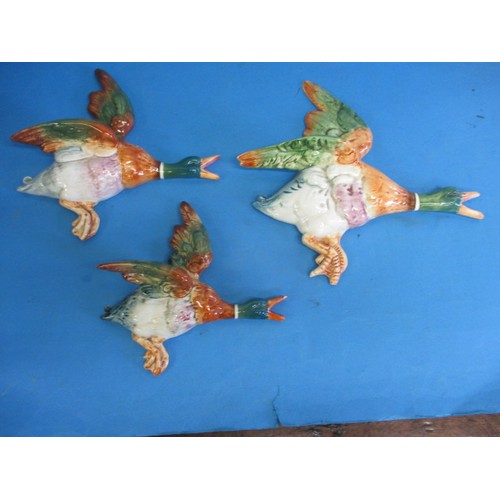 331 - Three graduated Beswick wall ducks, all in good condition with no observed damage or restoration, ap... 