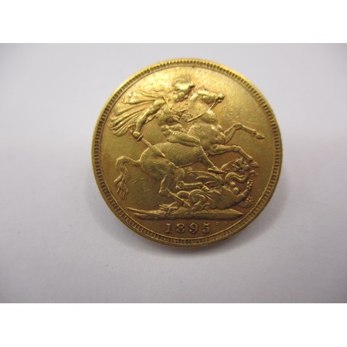 144 - A Victorian full gold sovereign, dated 1895, a good BV grade coin with good definition of features