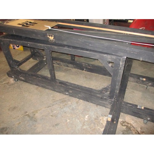 255 - A stage prop full size working guillotine, having magnetic heads, folds flat for ease of transport, ... 