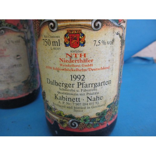 246 - 6 bottles of German white wine, 5 bottles of Weinkellerei Niederthaler Hof Dalberger Pfarrgarten Ker... 