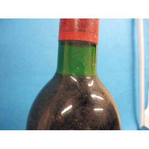 278 - Chateau Lafite Rothschild 1981 Pauillac, settled low neck, 75cl