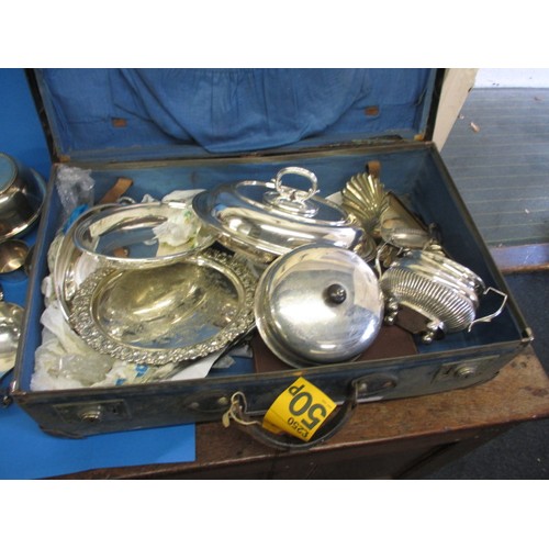 167 - A large quantity of silver plated items, to include tureens and other tablewares, all in good used c... 