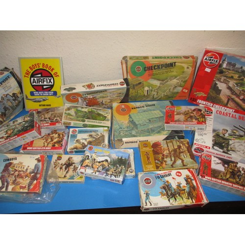 176 - A parcel of vintage airfix models and figures, in original boxes, un-constructed but some painted, s... 