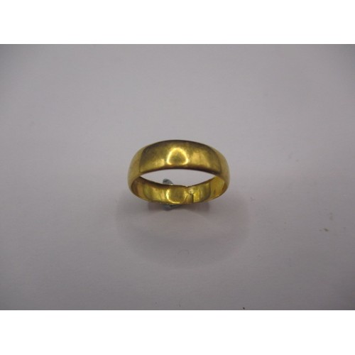 A 22ct yellow gold wedding band, approx. weight 2.2g having a split to one side, so sold as scrap