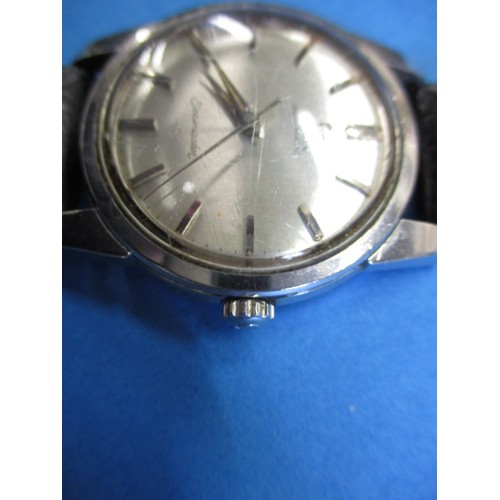 72 - A vintage Omega Seamaster automatic watch, in current working order, approx. dial size 28mm, having ... 