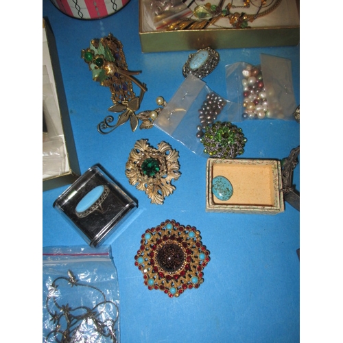 111 - A large quantity of vintage costume jewellery, to include some silver items, all in used condition