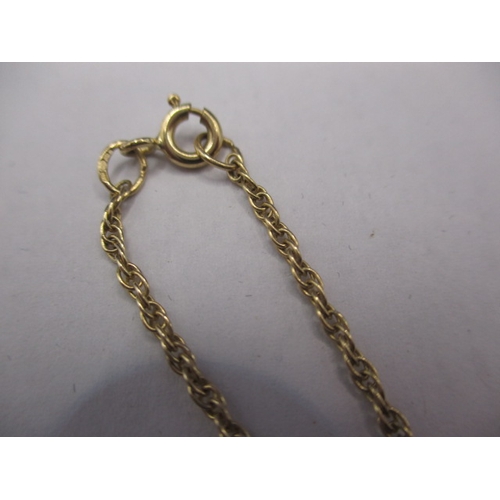 43 - A 9ct gold ring and necklace, approx. parcel weight 4.4g in good pre owned condition, approx. ring s... 