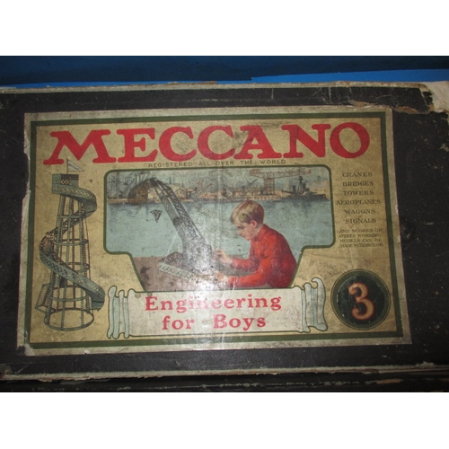 159 - A vintage boxed Meccano engineering for boys No3 set for building cranes, bridges and towers, with b... 