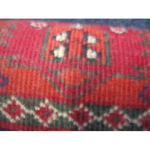 296 - A vintage hand knotted Caucasian wool rug, approx. size 150x103cm, in good pre-owned condition