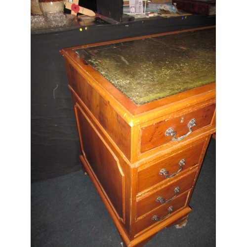 301 - A contemporary 9 drawer, 3 part pedestal desk, in well used condition with use-related marks, approx... 