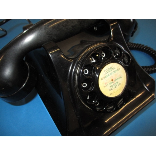 286 - A 1930s black Bakelite desk phone, model Tf3-39.205, having been modified to work on todays system