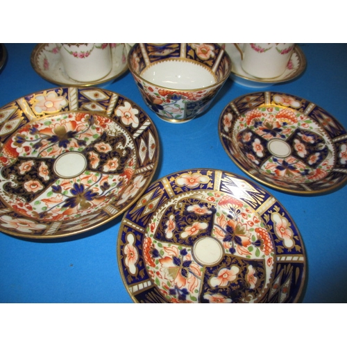 278 - A parcel antique of Derby tea wares, to include a trio in 2451 pattern, all in used condition with s... 