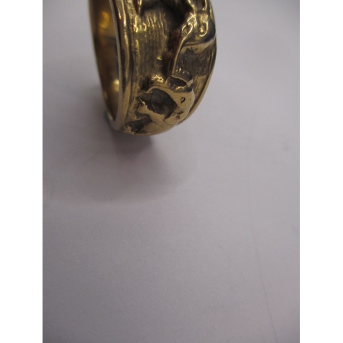 44 - A vintage 9ct yellow gold ‘elephant’ ring, approx. ring size ‘O+’, approx. weight 11.2g in good pre-... 