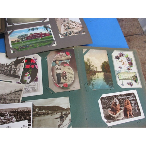 3 - A large quantity of antique and later postcards, to include local topographical examples and numerou... 