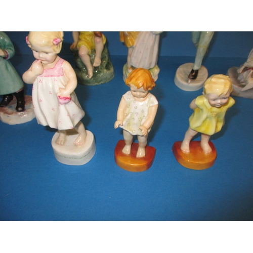 91 - A parcel of collectable Worcester porcelain figures, most a/f