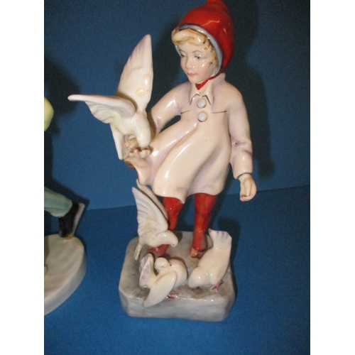 91 - A parcel of collectable Worcester porcelain figures, most a/f