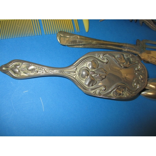 108 - A parcel of plated items, to include berry spoons and a sugar bucket, all in used condition