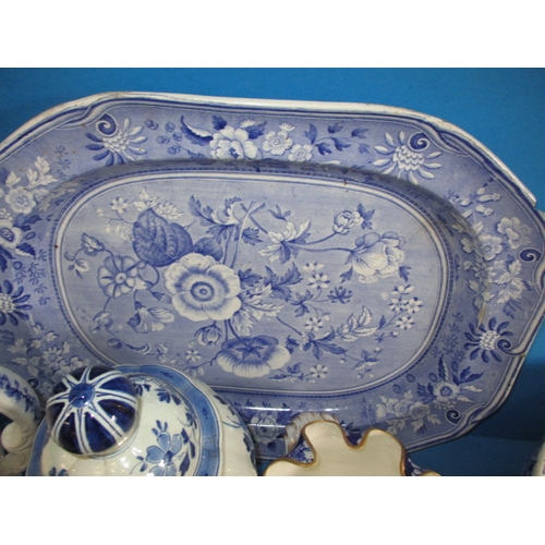 124 - A parcel of blue and white china items, to include a large Copeland meat platter, some items with mi... 