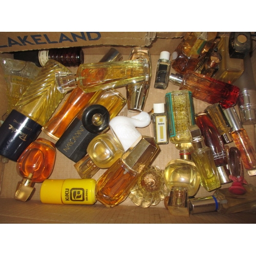 140 - A parcel of unused bottles of perfume, various makers and ages