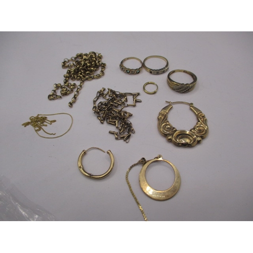 91 - A parcel of 9ct gold and yellow metal jewellery items, approx. parcel weight 15.5g, all in used cond... 