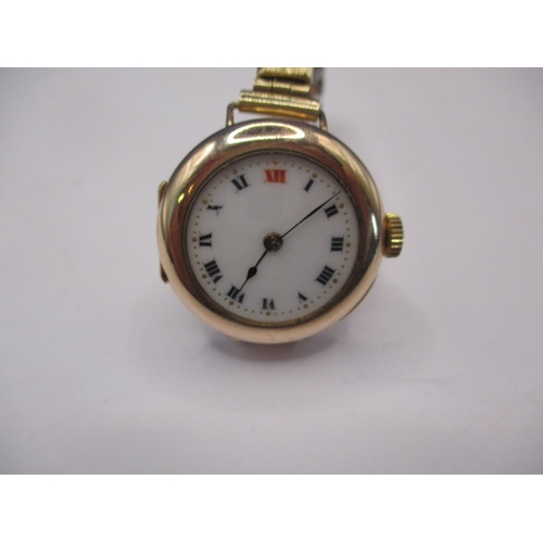 136 - A vintage 9ct gold cased watch with Rolex movement, approx. dial size 20mm, in current working order... 