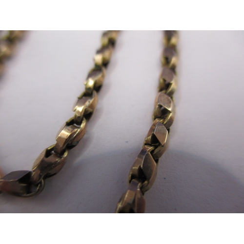 92 - A vintage 9ct gold necklace chain and cross pendant, approx. linear length of chain 42cm, approx. we... 