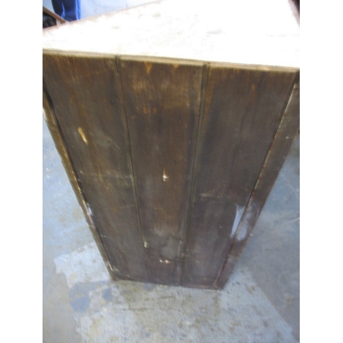 314 - A 19th pine wall mounted corner unit, approx. height 95cm, in good used condition