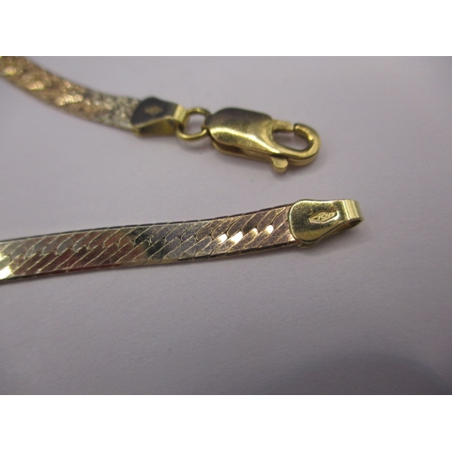 100 - Two vintage tri-colour gold necklaces, both marked 750, approx. linear length 41cm, approx.  parcel ... 