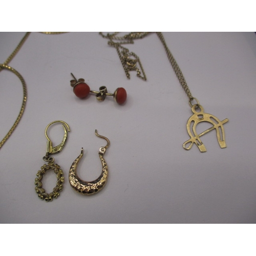 104 - A Parcel of 9ct gold jewellery items, approx. parcel weight 24.5g, all in used condition and sold as... 