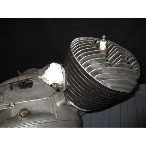 355 - A 1963/64 D7 BSA 175cc engine, rebuilt with new rings and all necessary components, just needs elect... 