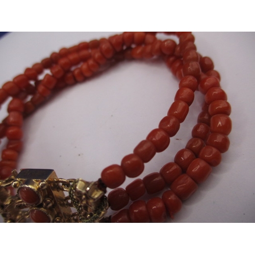 127 - A rose coral necklace and bracelet with 18ct yellow gold mounts, approx. lengths 34 & 16cm, both in ... 