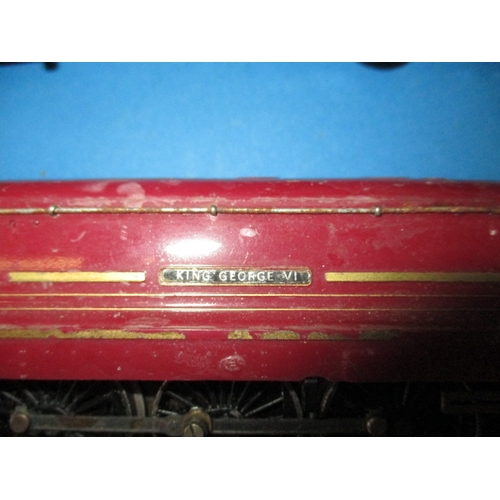 363 - A parcel of ‘00’ gauge model railway rolling stock to include 6244 King George VI loco and tender, a... 