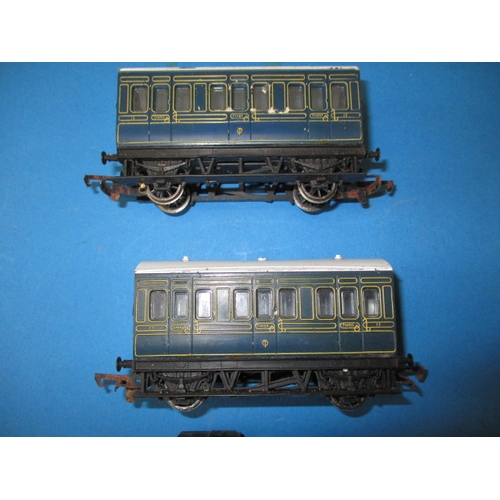 363 - A parcel of ‘00’ gauge model railway rolling stock to include 6244 King George VI loco and tender, a... 