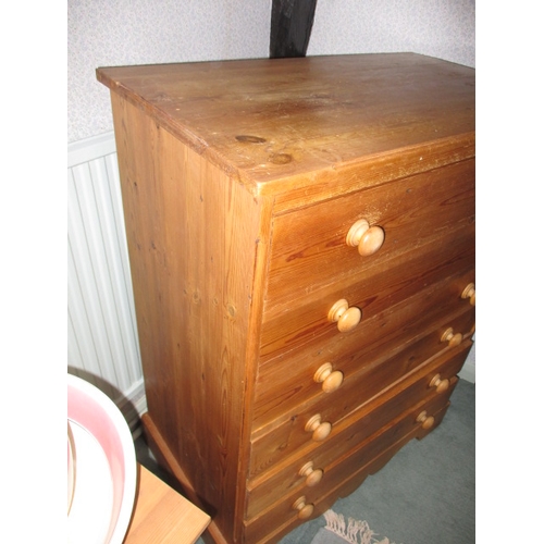 310 - A natural pine chest of 6 straight drawers, in good pre-owned condition. Approximate width 84cm, hei... 