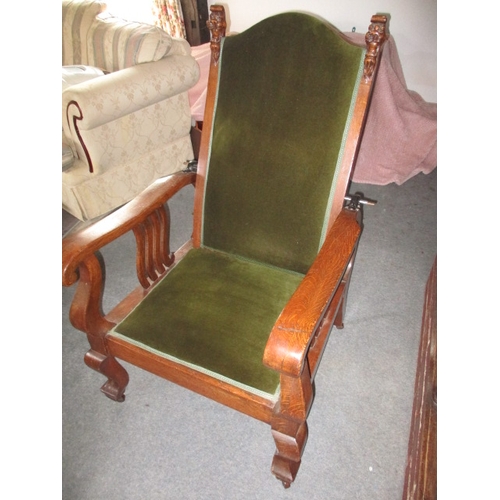 328 - A vintage reclining club chair, in good used condition